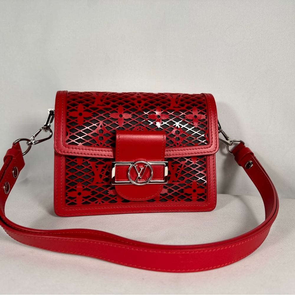LOUIS VUITTON Mono leather Mesh Dauphine Red Shoulder Bag EUC no callouts